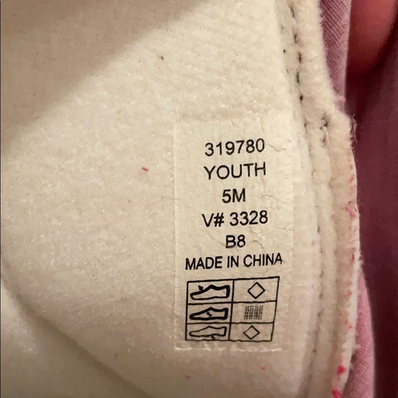 Lands End Children’s Boots - Size 5 Youth - Picture 6 of 6